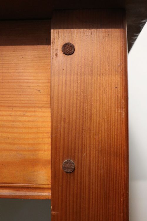A LOVELY VICTORIAN STAINED PINE AND ELM TOPPED TABLE - ADDITIONAL PHOTO 12