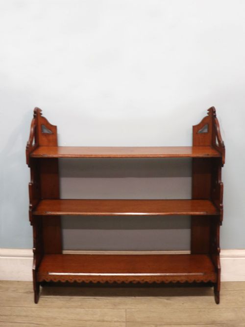 A LOVELY VERY USABLE VICTORIAN MAHOGANY WALL SHELF - ADDITIONAL PHOTO 2