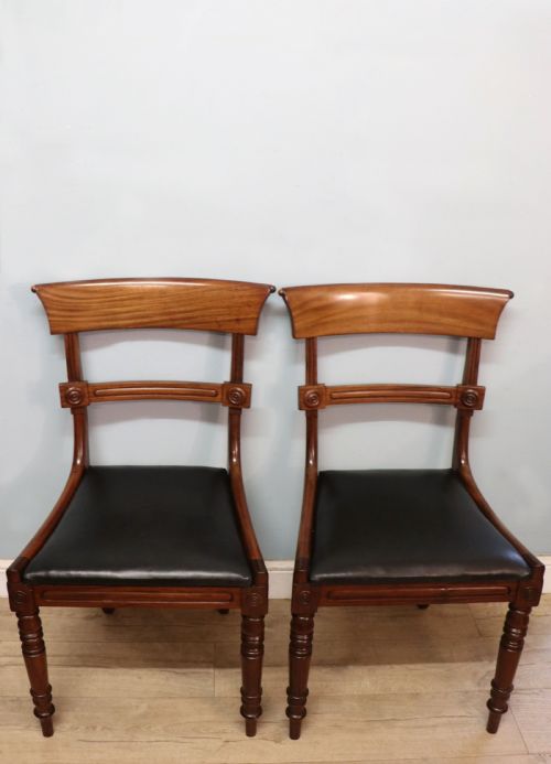 A LOVELY SET OF FOUR LATE GEORGIAN OR WILLIAM IV MAHOGANY BAR BACK DINING CHAIRS - ADDITIONAL PHOTO 1