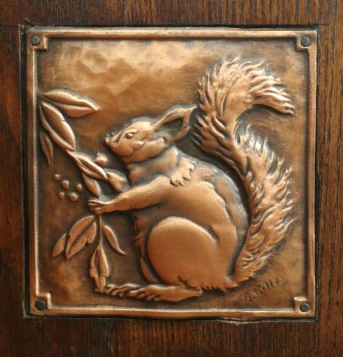 A LOVELY EARLY 20TH CENTURY OAK OPEN FRONT BOOKCASE BEAR THE SIGNATURE OF ALBERT GILLES A RENOWNED FRENCH COPPERSMITH - ADDITIONAL PHOTO 2