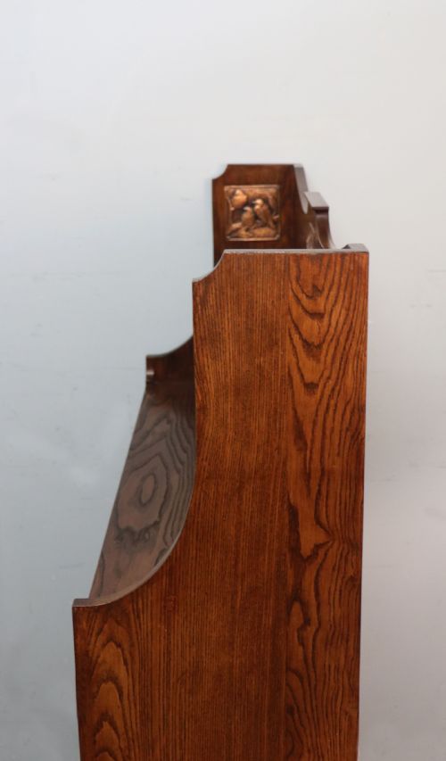 A LOVELY EARLY 20TH CENTURY OAK OPEN FRONT BOOKCASE BEAR THE SIGNATURE OF ALBERT GILLES A RENOWNED FRENCH COPPERSMITH - ADDITIONAL PHOTO 8