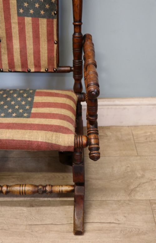 AN ABSOLUTELY LOVELY CHARMING LATE 19TH CENTURY AMERICAN CHILDS ROCKING CHAIR - ADDITIONAL PHOTO 15