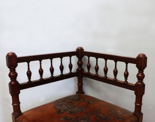 A LOVELY UNUSUAL LATE VICTORIAN CORNER CHAIR - ADDITIONAL PHOTO 11