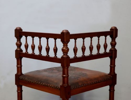 A LOVELY UNUSUAL LATE VICTORIAN CORNER CHAIR - ADDITIONAL PHOTO 15