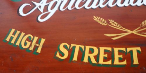 A LOVELY VICTORIAN PAINTED PINE CHEST OF FOUR DRAWERS SIGN WRITTEN FOR THE SMITHS AGRICULTURAL MERCHANTS OF STAFFORD - ADDITIONAL PHOTO 11
