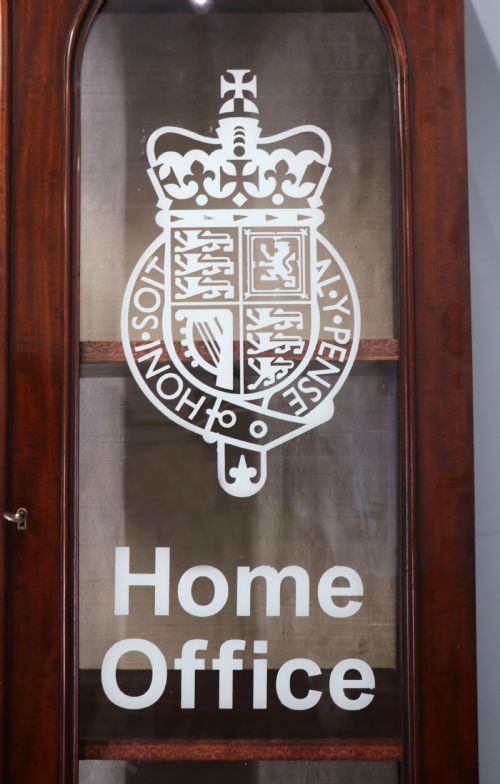A BEAUTIFUL QUALITY VICTORIAN MAHOGANY BOOKCASE CABINET LATER SIGN WRITTEN WITH THE HOME OFFICE LOGO - ADDITIONAL PHOTO 11