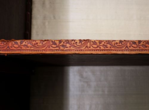 A BEAUTIFUL QUALITY VICTORIAN MAHOGANY BOOKCASE CABINET LATER SIGN WRITTEN WITH THE HOME OFFICE LOGO - ADDITIONAL PHOTO 23