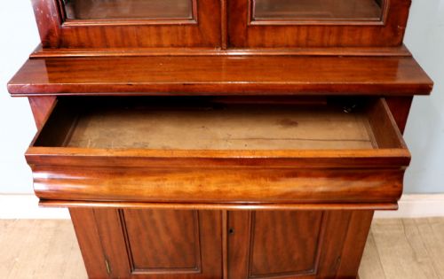 A BEAUTIFUL QUALITY VICTORIAN MAHOGANY BOOKCASE CABINET LATER SIGN WRITTEN WITH THE HOME OFFICE LOGO - ADDITIONAL PHOTO 29