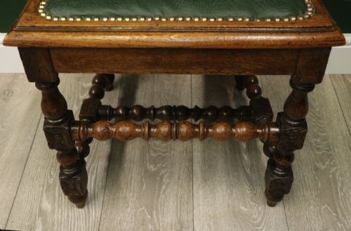 A LOVELY VICTORIAN OAK FRAMED BEAUTIFULLY CARVED HALL CHAIR IN THE CAROLEAN GOTHIC REVIVAL STYLE - ADDITIONAL PHOTO 13
