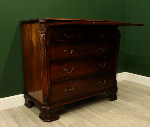 A LOVELY SOLID MAHOGANY BACHELORS CHEST - ADDITIONAL PHOTO 8