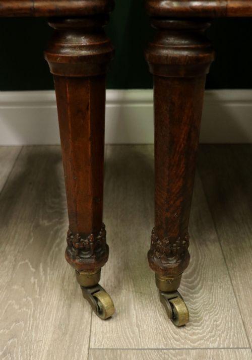 AN ABSOLUTELY LOVELY PAIR OF OAK FRAMED LEATHER SIDE CHAIRS IN EXCELLENT CONDITION - ADDITIONAL PHOTO 23