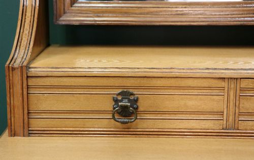A LOVELY LATE VICTORIAN AMERICAN LIGHT WALNUT DRESSING TABLE IN SUPERB ORIGINAL CONDITION - ADDITIONAL PHOTO 9
