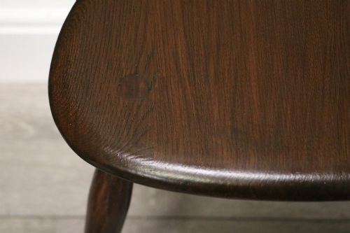 A WONDERFUL ICONIC NEST OF THREE RARE ERCOL PEBBLE TABLES - ADDITIONAL PHOTO 10
