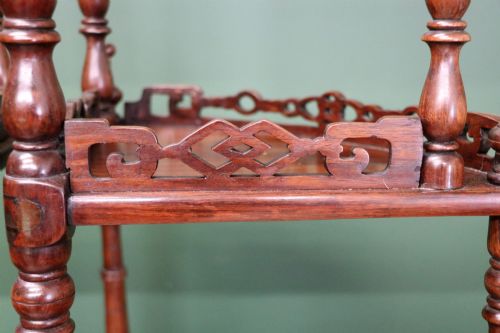 VICTORIAN STYLE A LOVELY MATCHING PAIR OF MID19TH CENTURY CORNER WHATNOTS - ADDITIONAL PHOTO 10