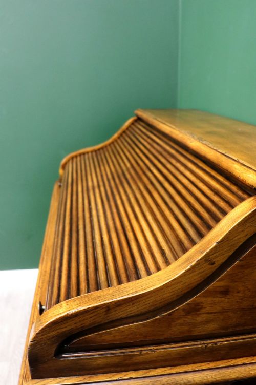 A LOVELY SUPERB QUALITY 20TH CENTURY SOLID OAK ROLL TOP DESK - ADDITIONAL PHOTO 8