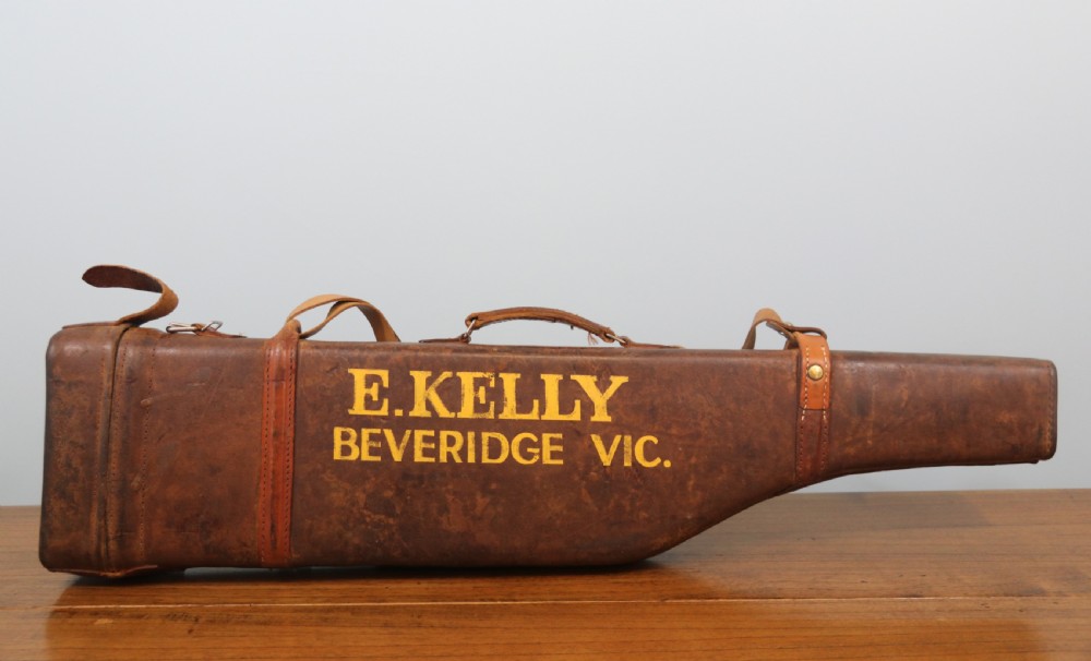 A good quality late 19th or early 20th century leather 'leg of mutton' gun case  View II