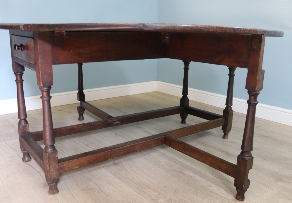 18th Century oak drop leaf dining table View III