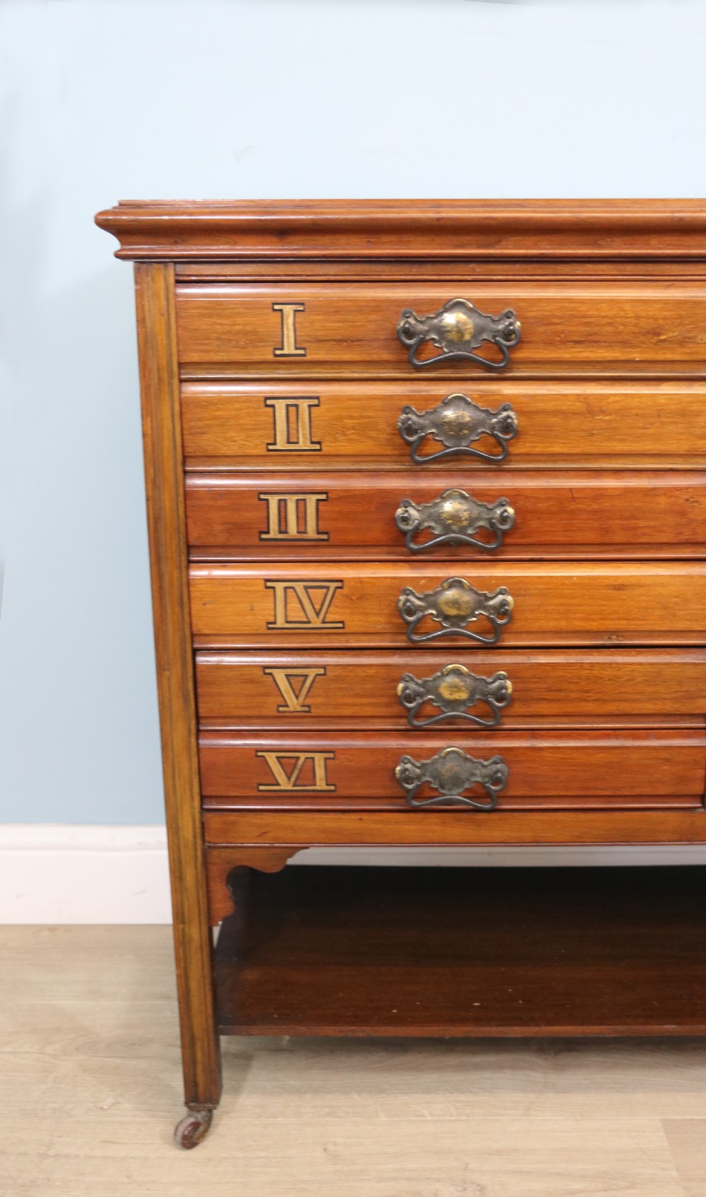 Late Victorian American Walnut music cabinet View IX