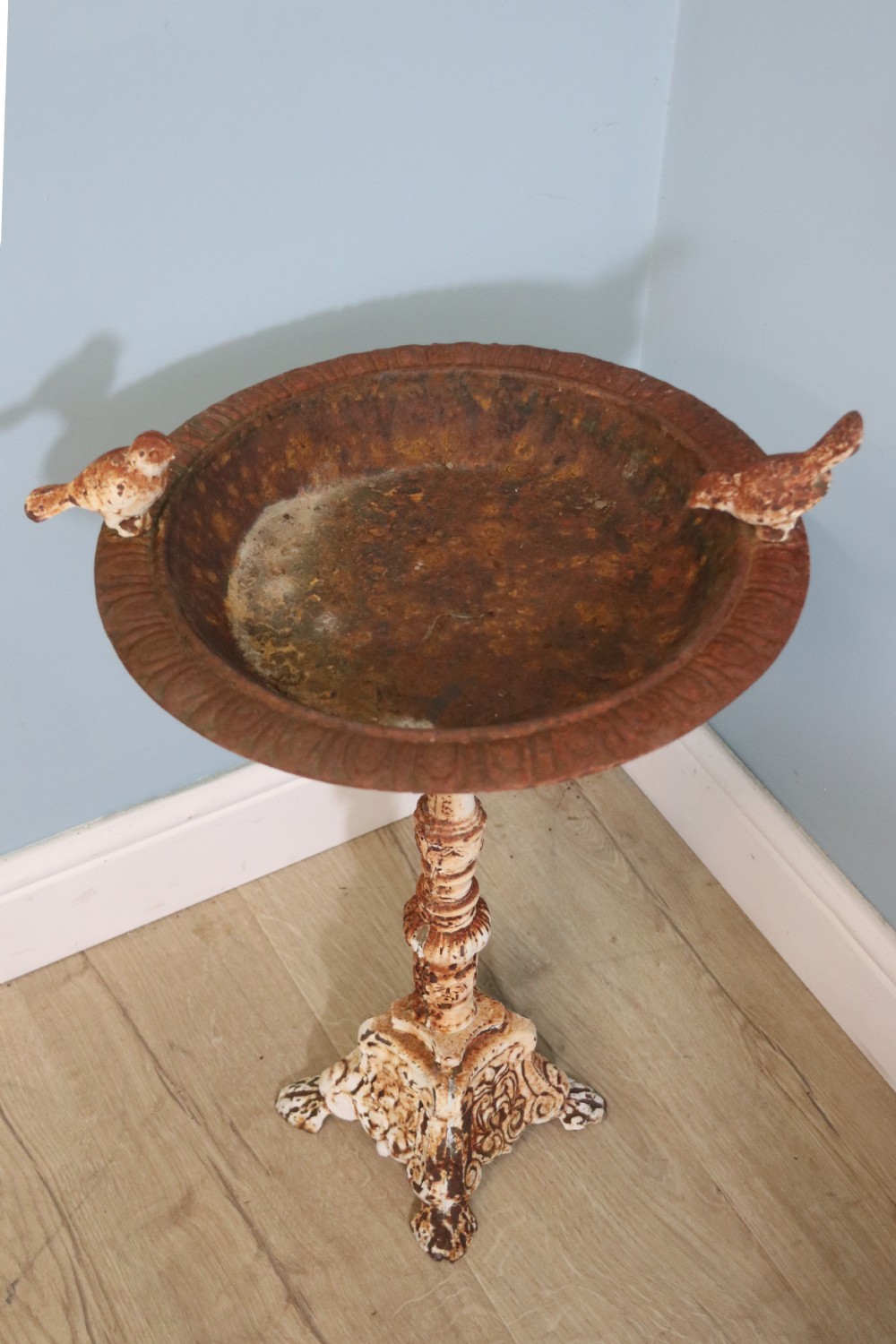  A lovely Victorian style cast iron pedestal birdbath  View II