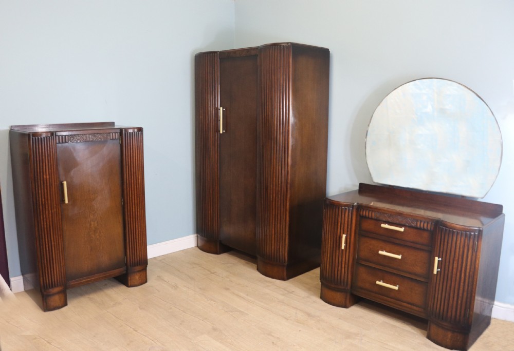 A lovely & unusual oak veneered 1930’s three-piece