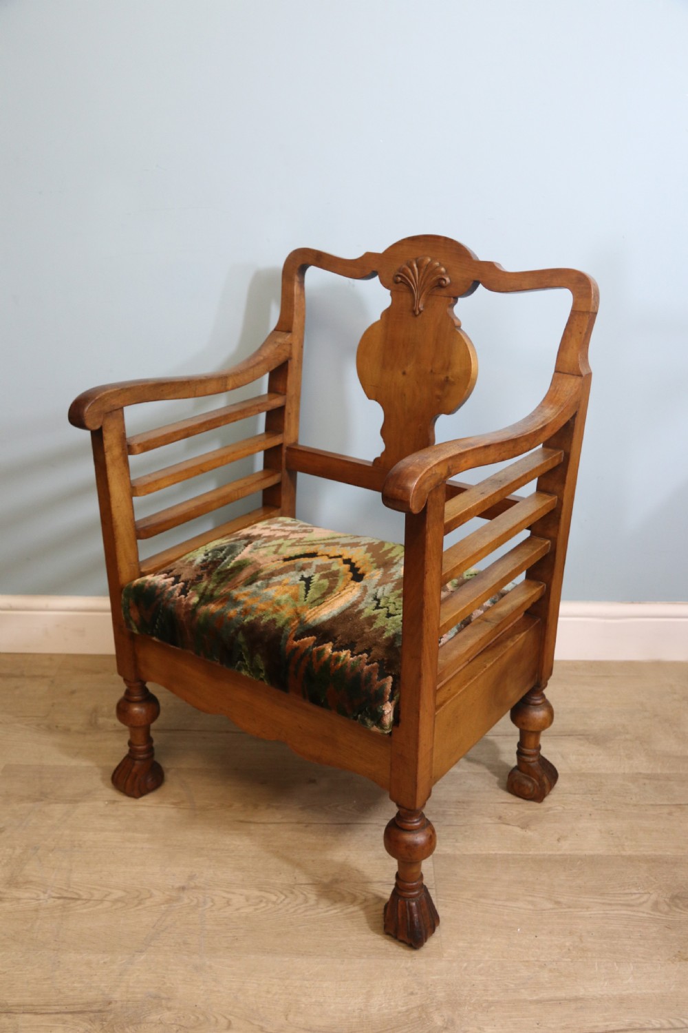 A lovely & unusual walnut side chair in the very stylish Arts and Crafts style View VI