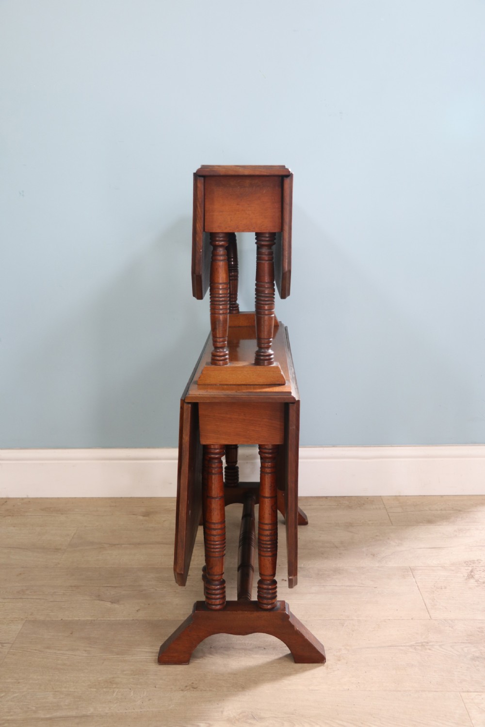 A Classic Antique! An excellent late Victorian, unusual two -tier mahogany Sutherland table View XV