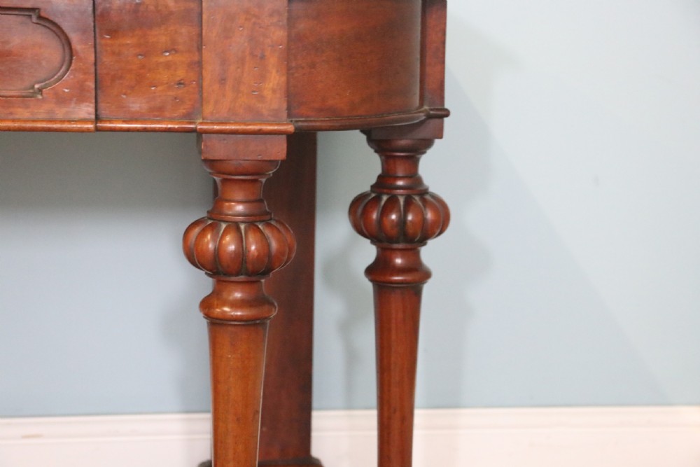 A lovely top quality Victorian Duchess washstand View X