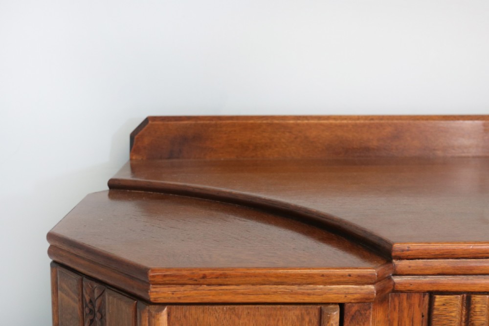 An imposing oak combination drinks cabinet and sideboard View XV