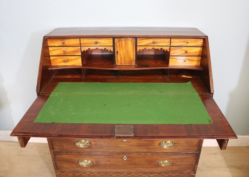 Mahogany Georgian bureau View XII