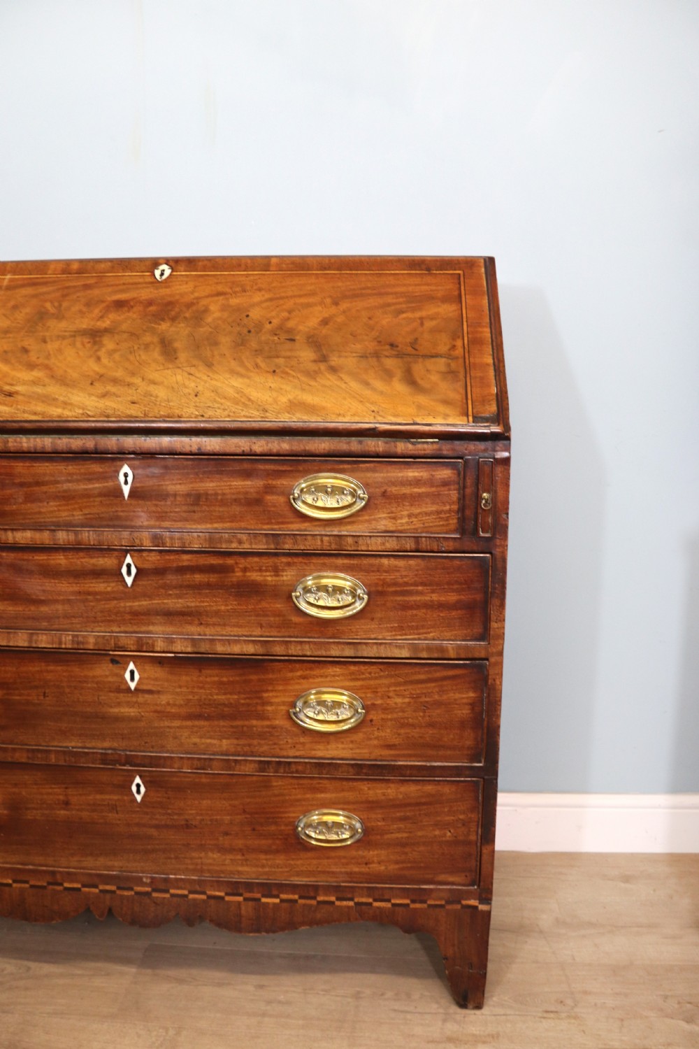 Mahogany Georgian bureau View XV
