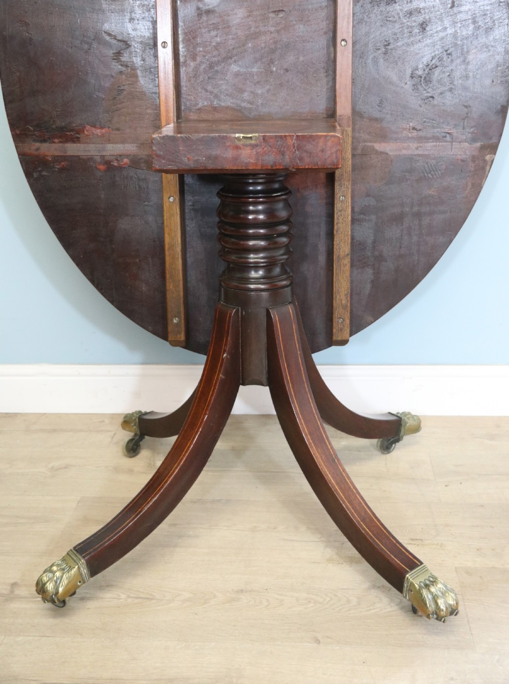 A fine English Antique! A lovely 19th century mahogany oval dining table.  View XIV