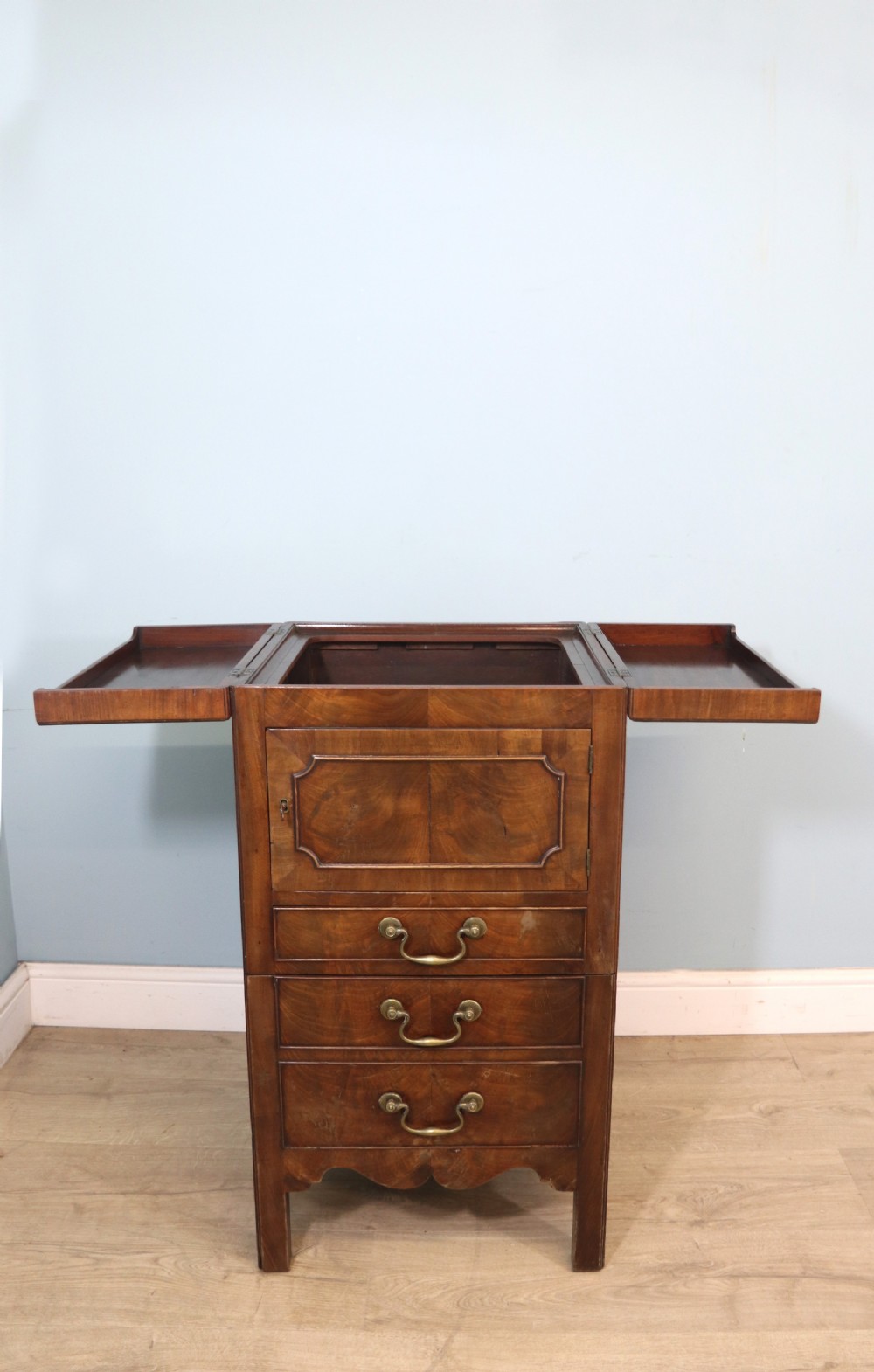 18th century combination washstand and commode  View IV
