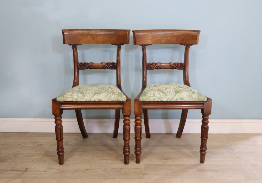 Set of four early to mid-Victorian bar back dining chairs View II