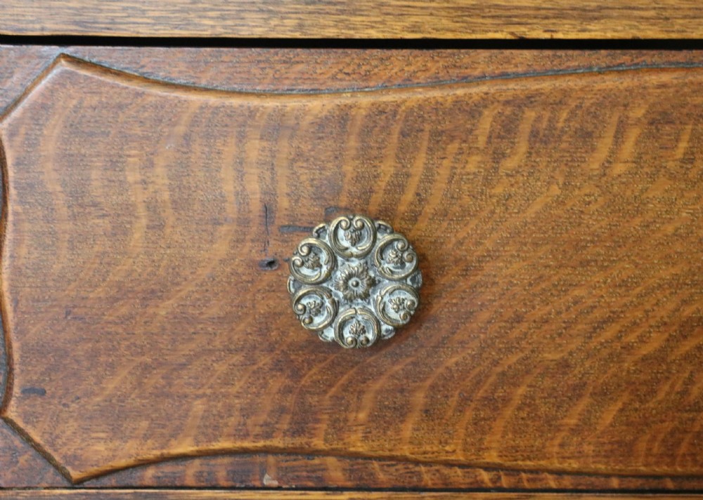Oak 1930's chest of drawers  View IX