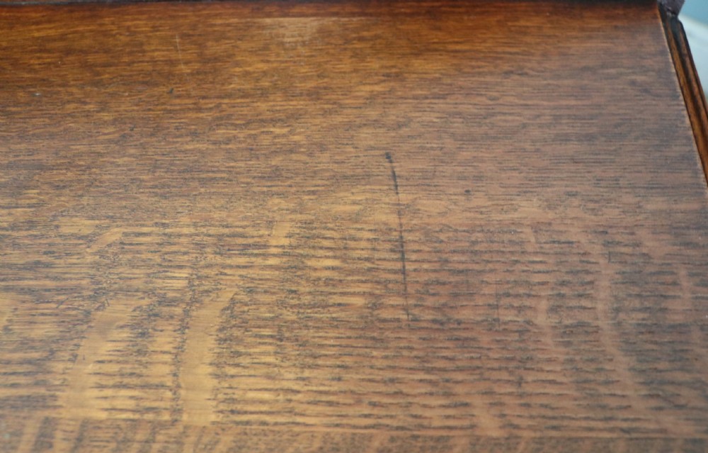Oak 1930's chest of drawers  View XI