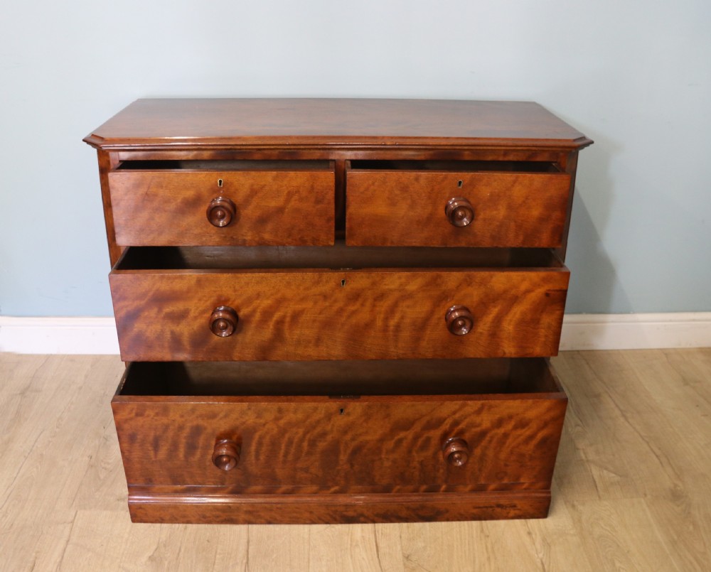 Lovely genuine Victorian small mahogany chest View II