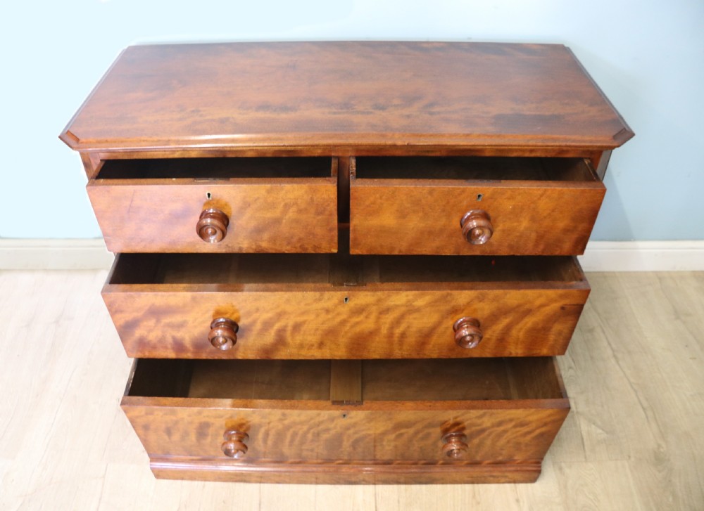 Lovely genuine Victorian small mahogany chest View III