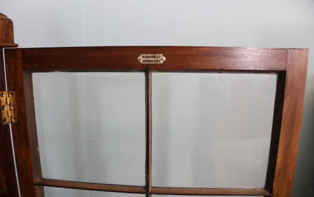 A ‘Harrods of London’ supplied, superb small display cabinet!  View VI