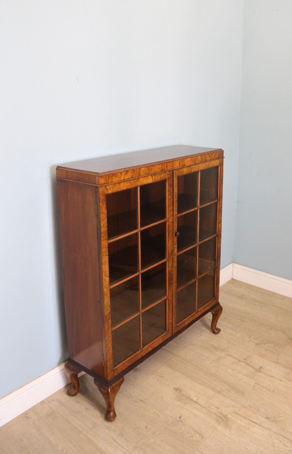 A ‘Harrods of London’ supplied, superb small display cabinet!  View VIII