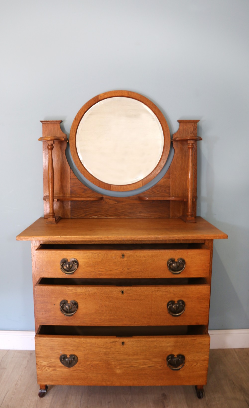 A super quality late Victorian oak dressing chest View II