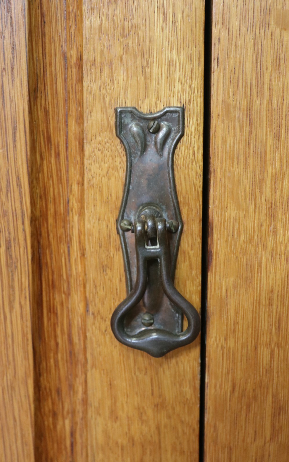 This lovely Arts and Crafts influenced side cabinet View XIII