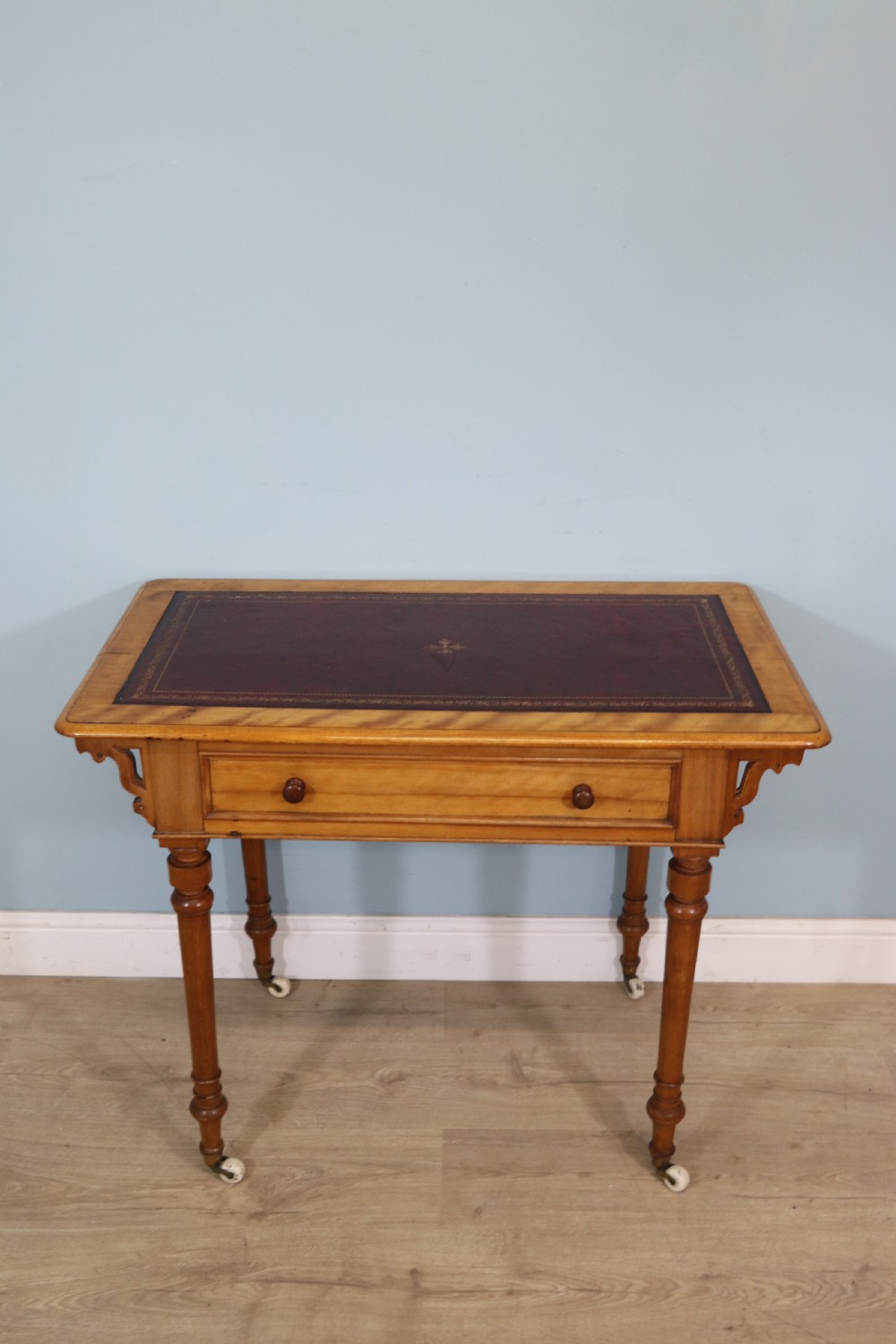 Late 19th century walnut writing table  View VIII