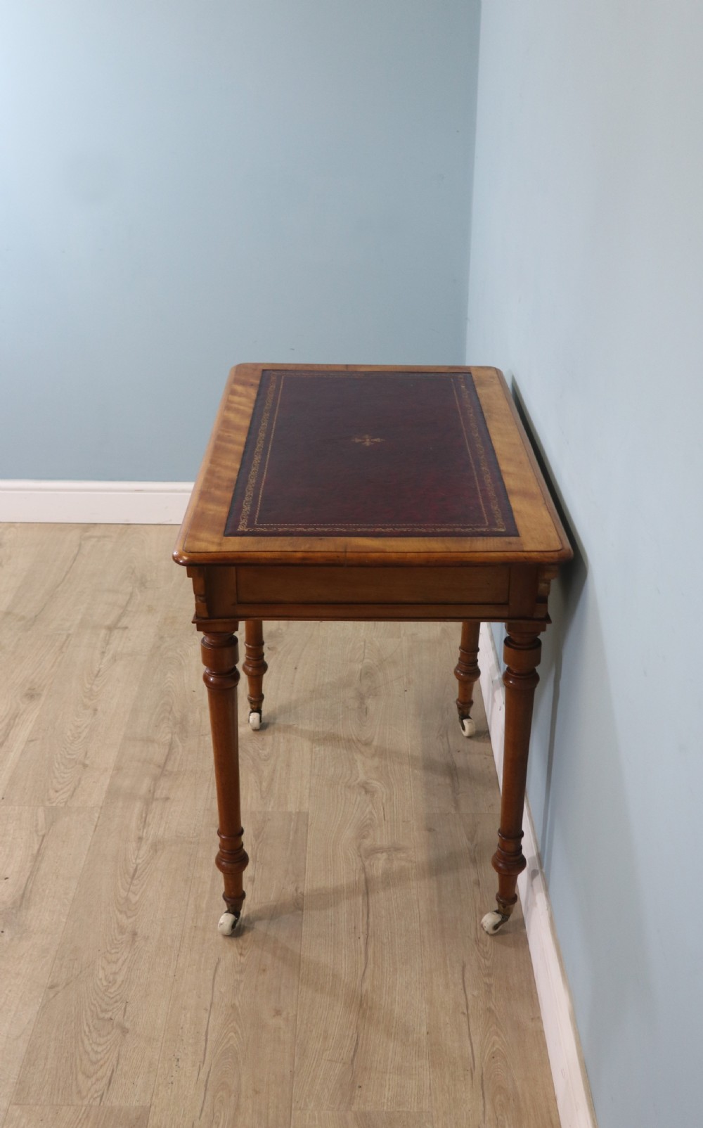 Late 19th century walnut writing table  View IX