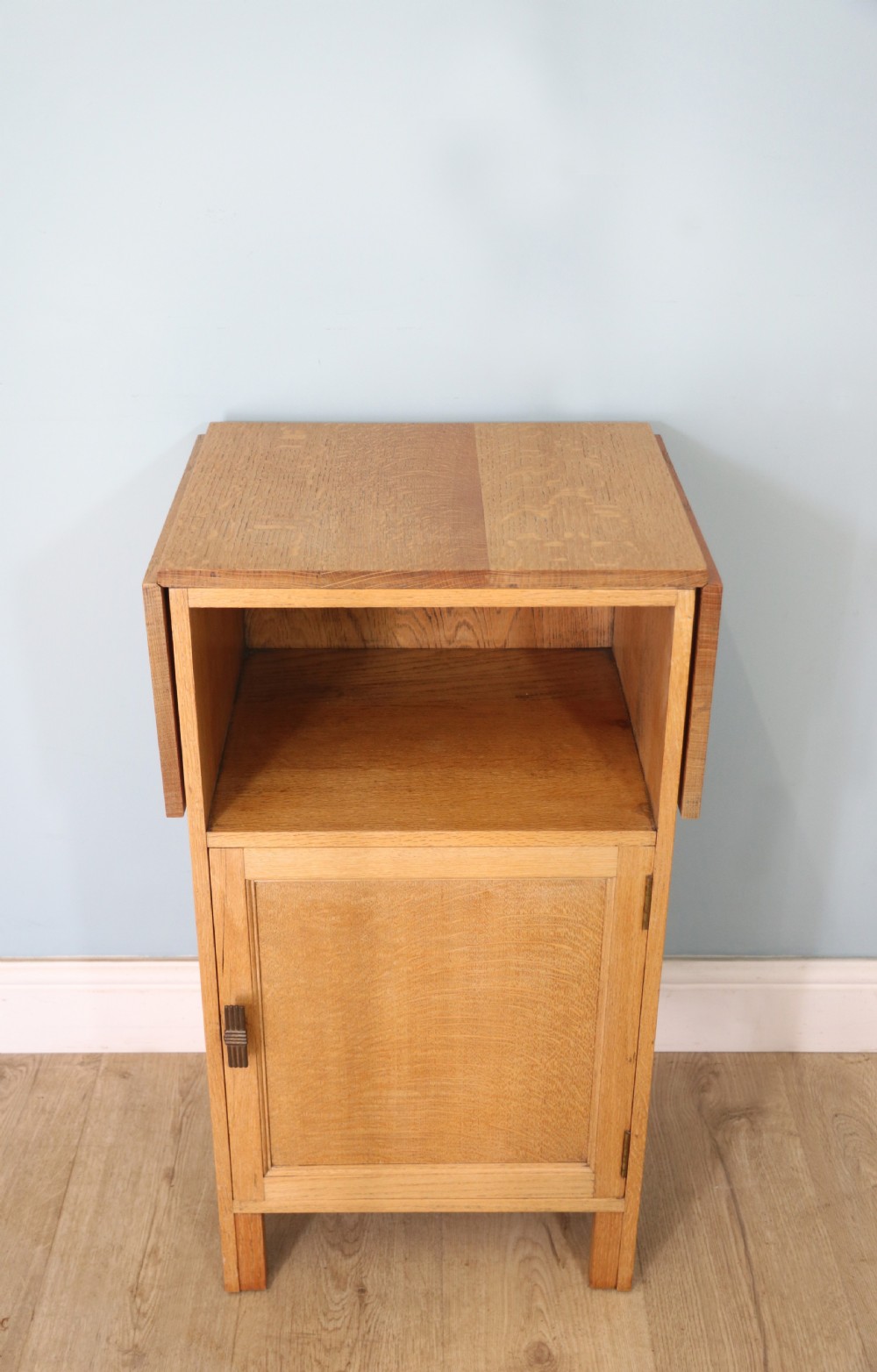 Waring and Gillows of Lancaster light oak bedside cabinet View IV