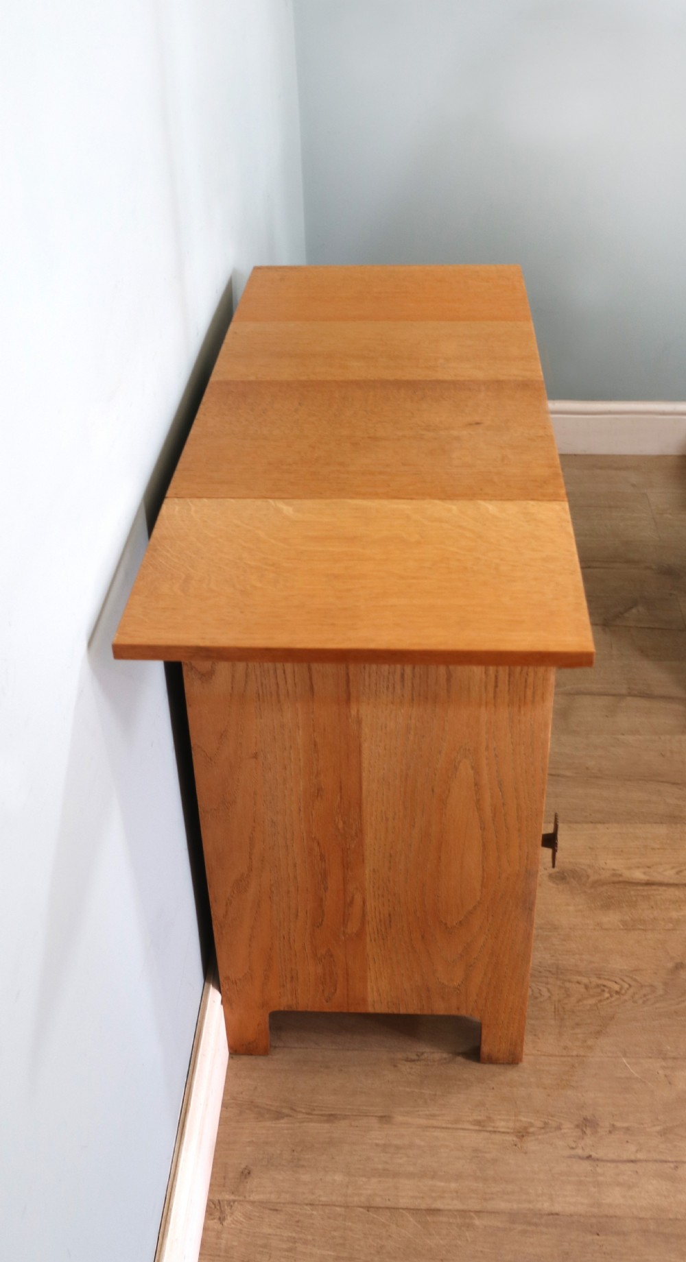Waring and Gillows of Lancaster light oak bedside cabinet View XIV