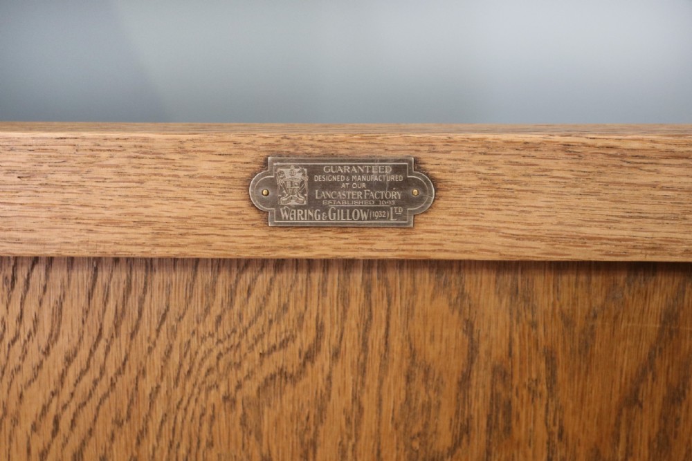 Waring and Gillows of Lancaster light oak bedside cabinet View XVII