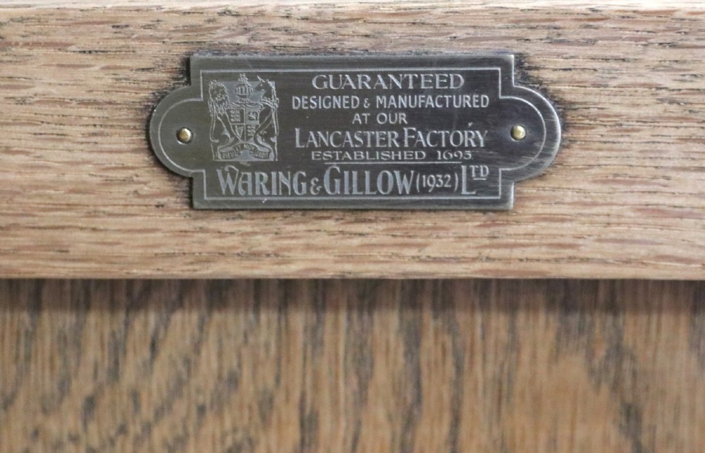 Waring and Gillows of Lancaster light oak bedside cabinet View XVIII