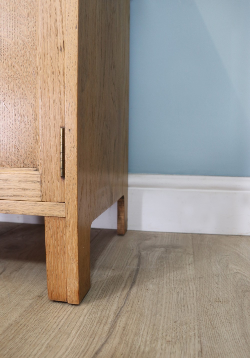 Waring and Gillows of Lancaster light oak bedside cabinet View XXI