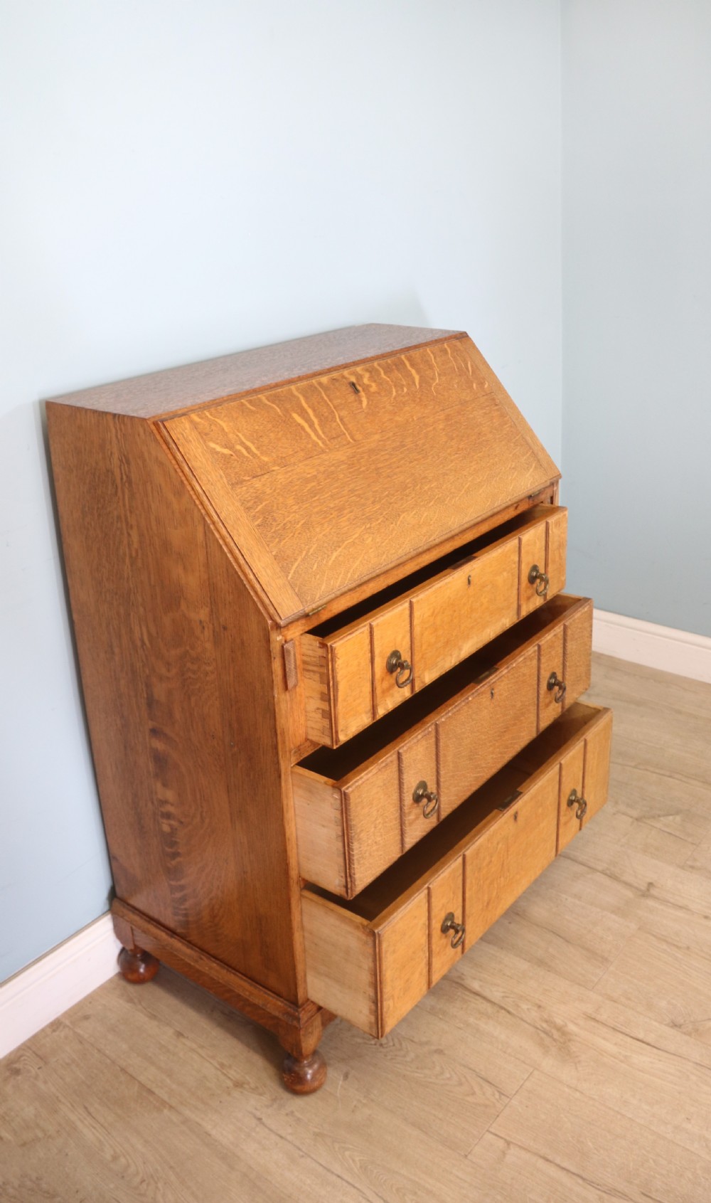 1930s oak bureau View VI
