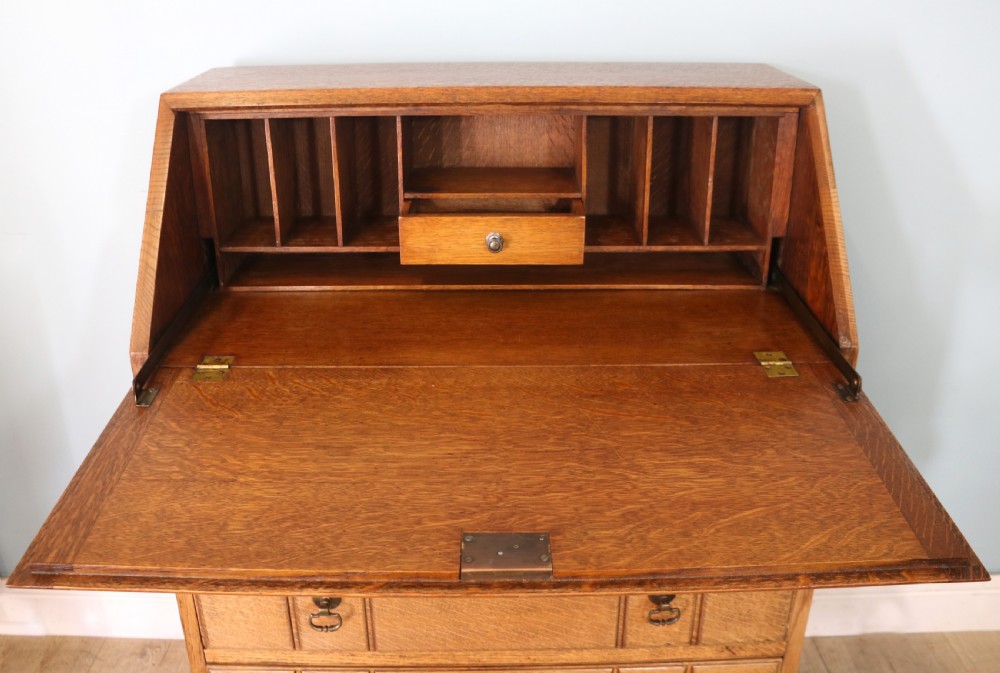 1930s oak bureau View VIII